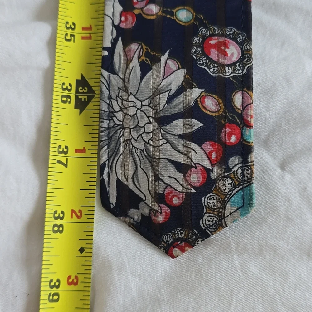 N/A vintage floral